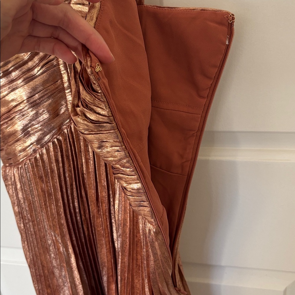 Ever New Jayden Metallic Plisse Pleated Formal Evening Wedding Guest Dress - Picture 7 of 8
